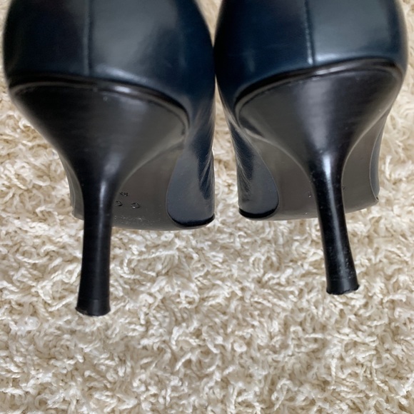 GCI Collezione Heels in Dark Blue - Picture 5 of 6